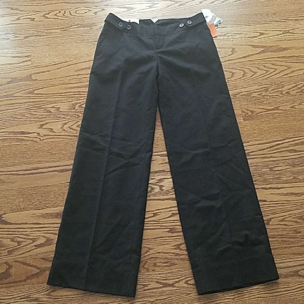 NWT Gap trouser ultra low fit.